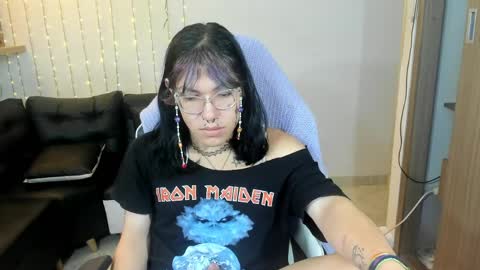 lilith  online show from 30, 3, 2026