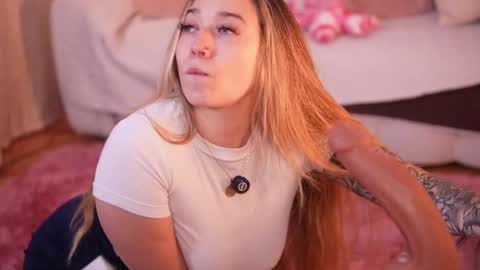 Lilith Gray online show from 16, 12, 2025