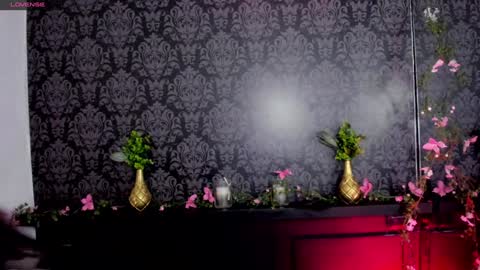 Lilith Patton  online show from 20, 12, 2024