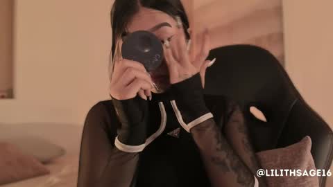 Snapshot of lilith_sage_ chatting on 16, 9, 2025 lilith_sage_ online show from 16, 9, 2025