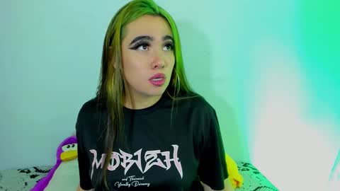 Snapshot of lilith_zenith20 chatting on 16, 11, 2025 Lilith online show from 16, 11, 2025