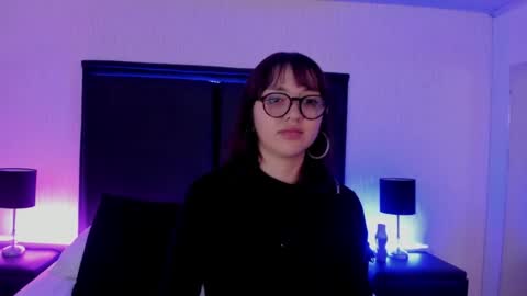 LilithBluum  online show from 19, 4, 2026