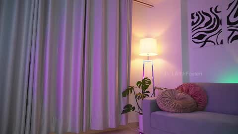 Lili  online show from 10, 3, 2025