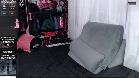 Snapshot of lilithinlatex chatting on 5, 1, 2025 Slave Lilith and Master Metatron online show from 5, 1, 2025