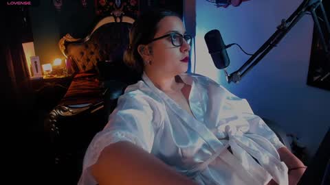 Snapshot of lilithmystic01 chatting on 20, 1, 2025 lilithmystic01 online show from 20, 1, 2025