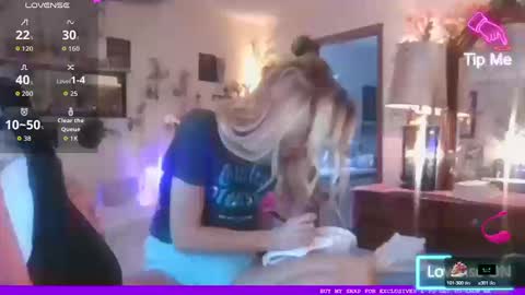 Lilithohfish online show from 10, 10, 2025