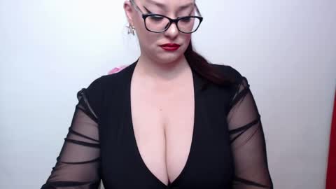 Snapshot of lilithserendipity chatting on 21, 1, 2025 LILITHSERENDIPITY online show from 21, 1, 2025