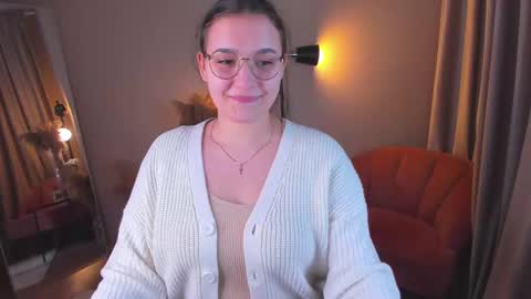 Snapshot of lilitpsychologist chatting on 4, 3, 2025 lilitpsychologist online show from 4, 3, 2025