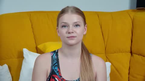 Snapshot of lilitrosen chatting on 12, 9, 2025 lilitrosen online show from 12, 9, 2025