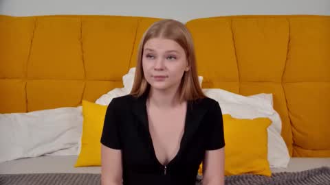 Snapshot of lilitrosen chatting on 15, 10, 2025 lilitrosen online show from 15, 10, 2025