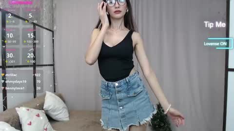 Lillian online show from 22, 1, 2025