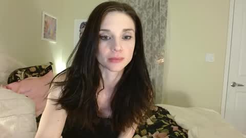 Lillian Rose online show from 10, 12, 2024