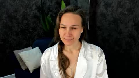 lillian_white1 online show from 18, 10, 2025