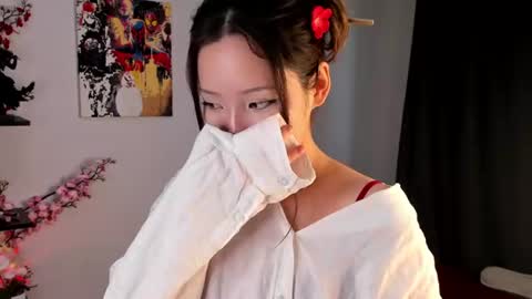 Snapshot of lillie_sun chatting on 22, 6, 2026 lillie_sun online show from 22, 6, 2026