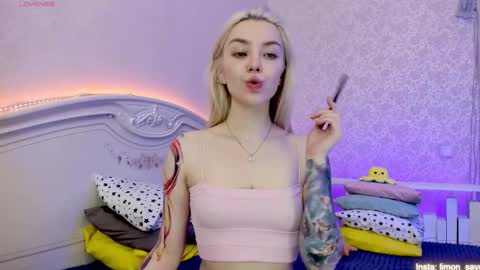 LilliMoore online show from 19, 1, 2025