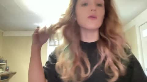 lilly_adams88 online show from 18, 7, 2026