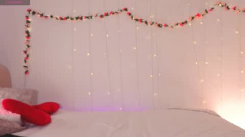 lilly_lux online show from 7, 3, 2026