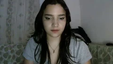 Snapshot of lilly_ocean22 chatting on 19, 12, 2025 Sey - Lilly online show from 19, 12, 2025