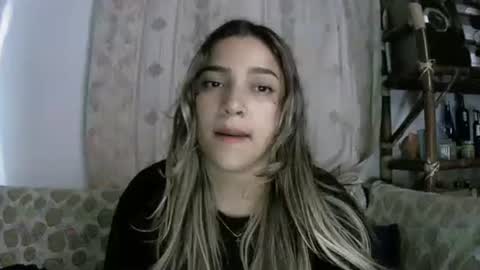 Snapshot of lilly_ocean22 chatting on 9, 4, 2026 Sey - Lilly online show from 9, 4, 2026