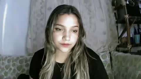 Snapshot of lilly_ocean22 chatting on 22, 4, 2026 Sey - Lilly online show from 22, 4, 2026