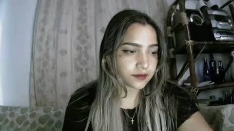 Snapshot of lilly_ocean22 chatting on 29, 4, 2026 Sey - Lilly online show from 29, 4, 2026