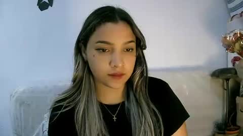 Snapshot of lilly_ocean22 chatting on 30, 4, 2026 Sey - Lilly online show from 30, 4, 2026