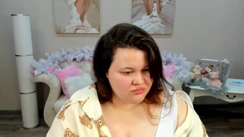 LiloLewins online show from 8, 1, 2025