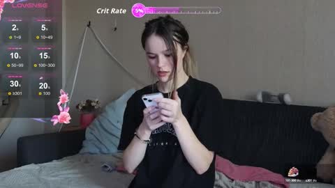 Snapshot of lily_and_jake chatting on 9, 10, 2025 lily_and_jake online show from 9, 10, 2025