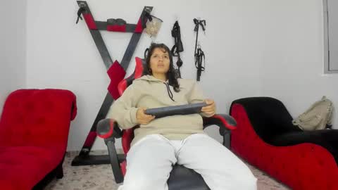 Lily and Lina online show from 3, 12, 2025