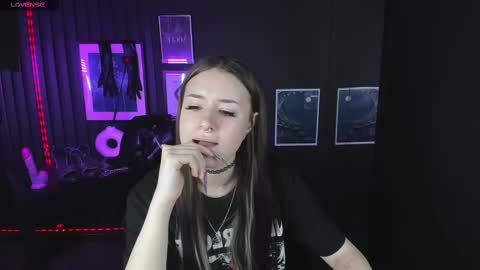 Lily online show from 13, 2, 2025