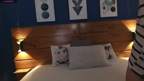 Lily  online show from 2, 6, 2026
