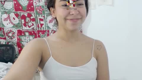 Lily Roberts online show from 3, 12, 2025