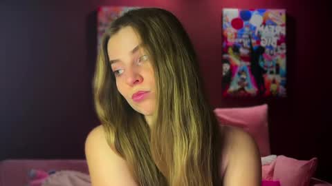 Snapshot of lily_smily chatting on 6, 4, 2026 Lily online show from 6, 4, 2026