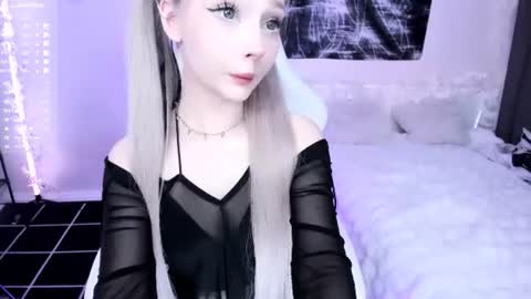 Lily online show from 10, 6, 2026