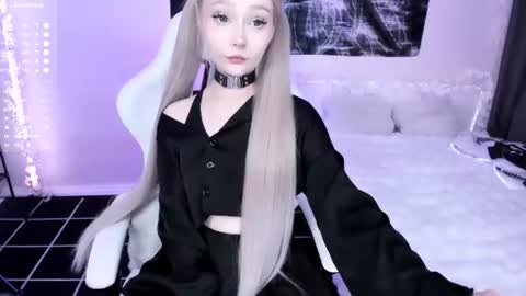 Lily online show from 17, 6, 2026