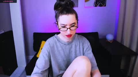 Snapshot of lily_xbaby chatting on 16, 5, 2026 LILY online show from 16, 5, 2026