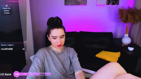 LILY online show from 5, 7, 2026