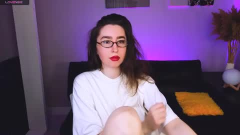 LILY online show from 12, 7, 2026
