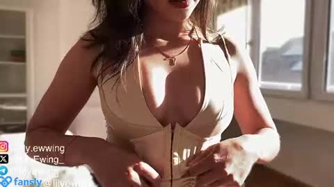 Lily   online show from 14, 6, 2026