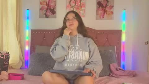 Snapshot of lilygamer1 chatting on 27, 9, 2025 Lily online show from 27, 9, 2025