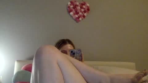 Snapshot of lilymae98 chatting on 29, 12, 2024 LilyMae online show from 29, 12, 2024