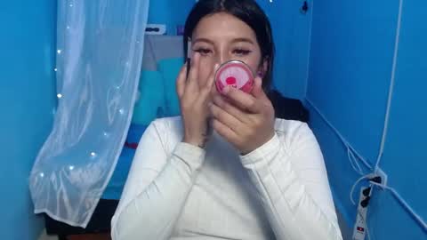 lilymoon_018 online show from 18, 6, 2026