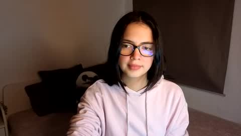 LillyPanda online show from 5, 11, 2025