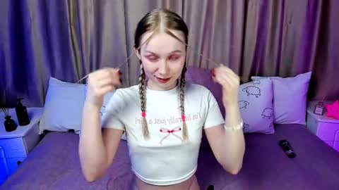 Snapshot of lilystarlight chatting on 7, 3, 2025 Lilian online show from 7, 3, 2025