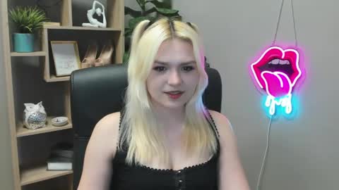 Lily online show from 9, 4, 2026