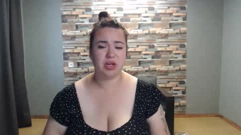 Snapshot of limalagris chatting on 5, 10, 2025 busty princess online show from 5, 10, 2025