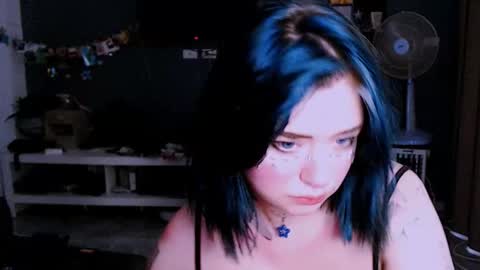 Snapshot of lina2d_tyan chatting on 6, 10, 2025 Lina2D tyan online show from 6, 10, 2025