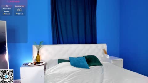 Lina blueeyed    GMT3 1100-1700 Mon Wed Thu Sat Sun online show from 15, 10, 2025