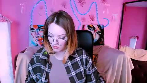 lina_fox12 online show from 18, 5, 2026