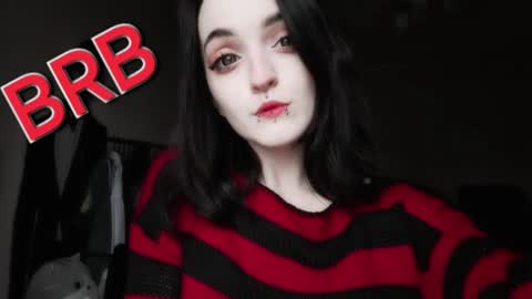 Lina 3  1715622743 online show from 27, 12, 2024